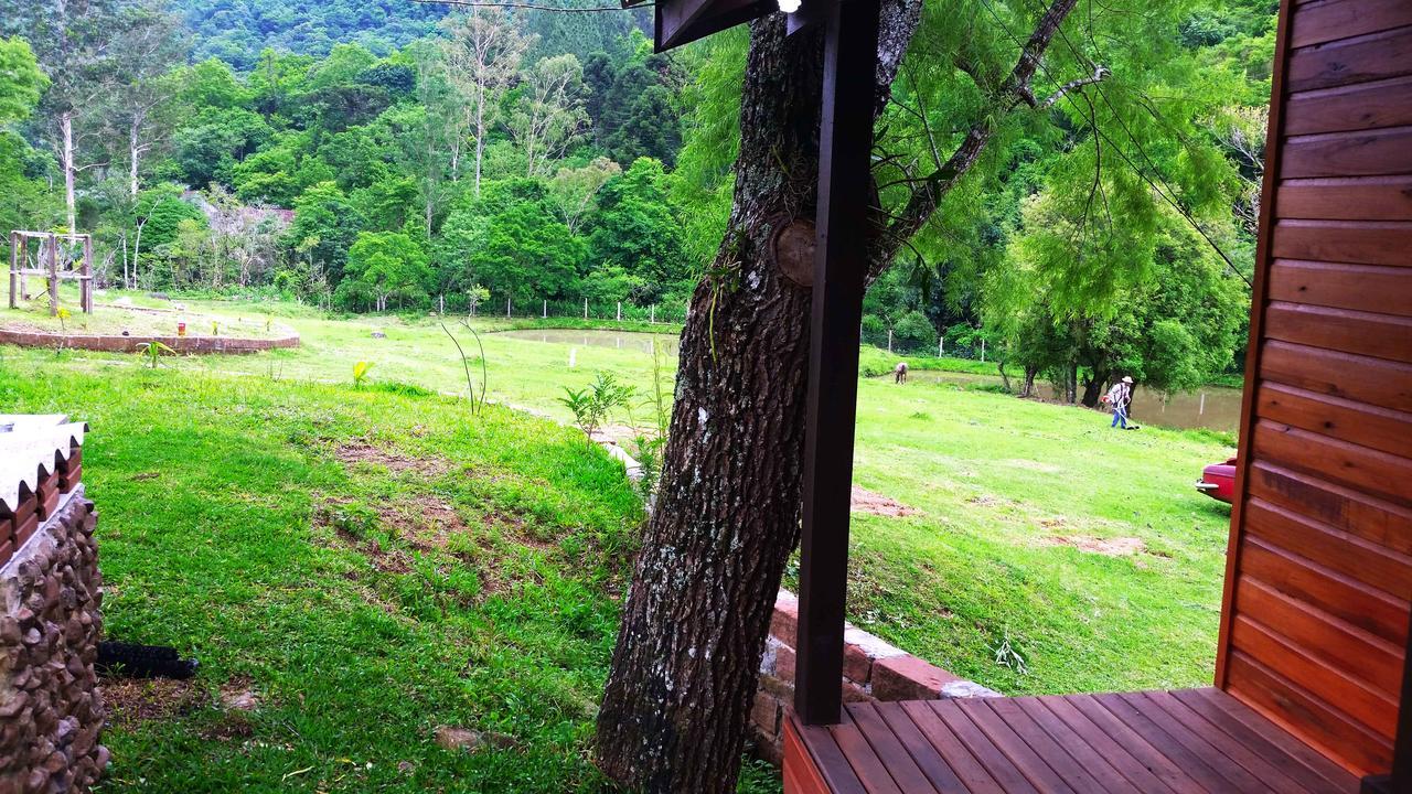 Sitio Tomasini Chale Familia Hotel Canela Exterior foto